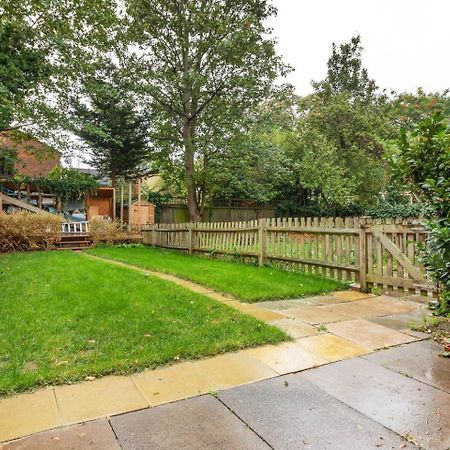 Airy Spacious 1 Bedroom Aprtment With Garden In Brixton London Exterior foto