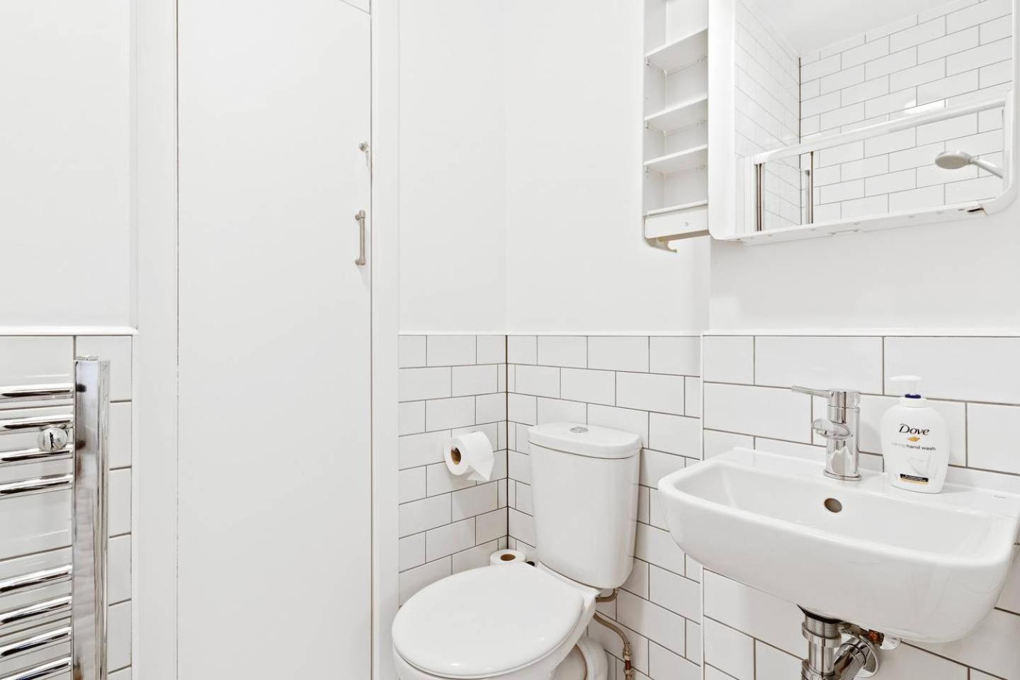 Airy Spacious 1 Bedroom Aprtment With Garden In Brixton London Exterior foto