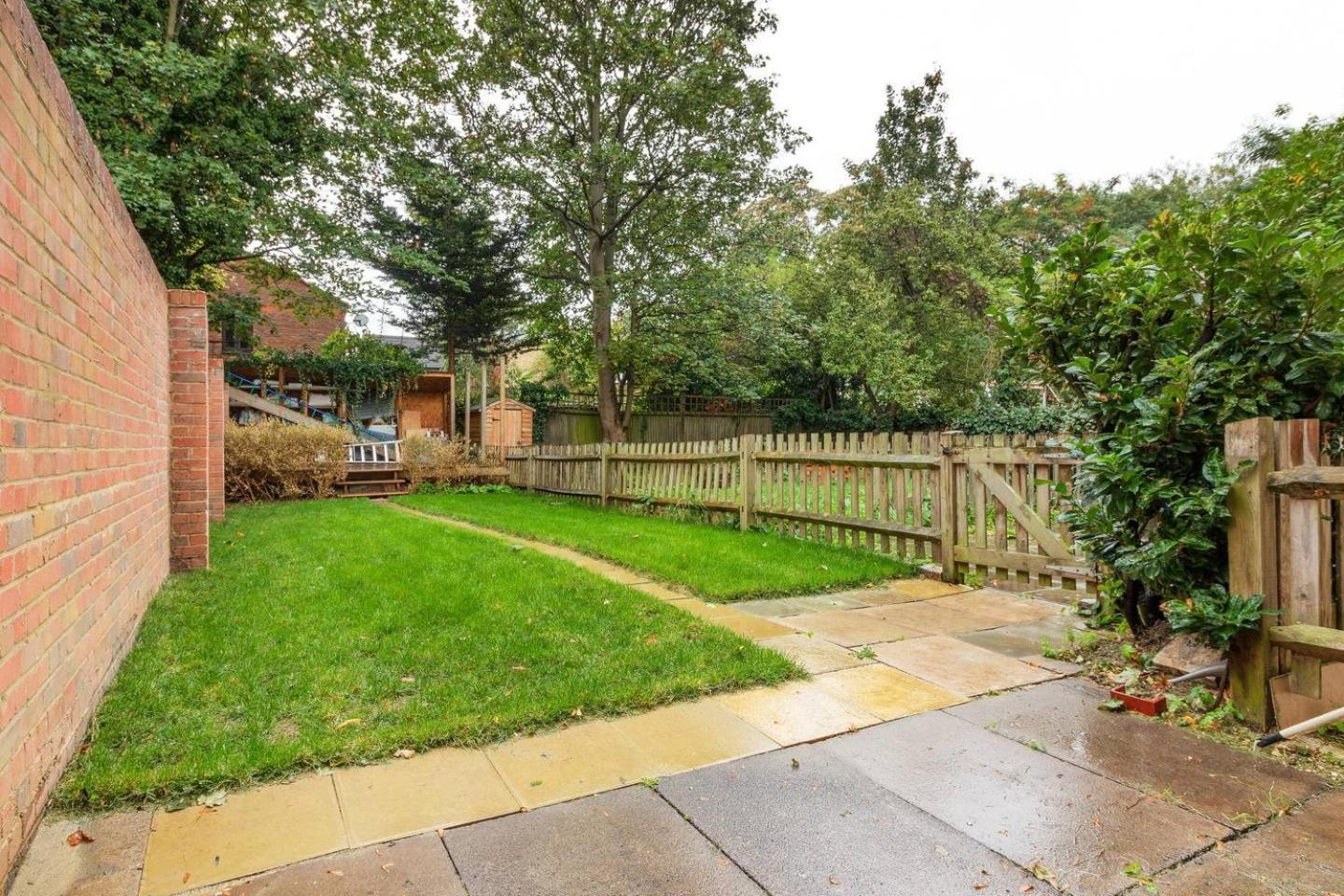 Airy Spacious 1 Bedroom Aprtment With Garden In Brixton London Exterior foto